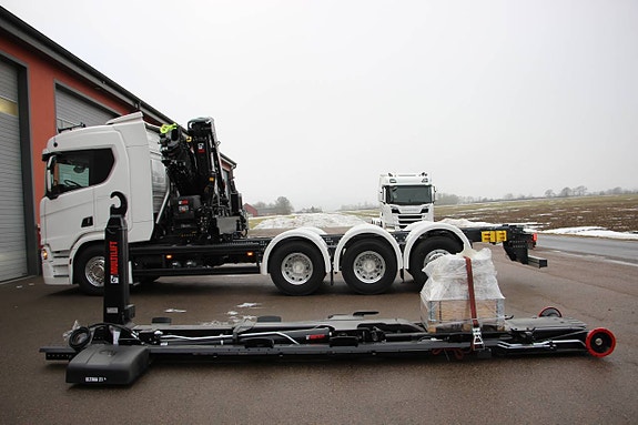 Scania R590 B8X4*4NB  Kran Lastväxlare HIAB EX Hipro 302E-6 2 of 12