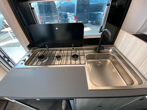 Sun Living C 65 SL /B-kort / Auto / Rese-Husbil / Stort garage 9 of 23