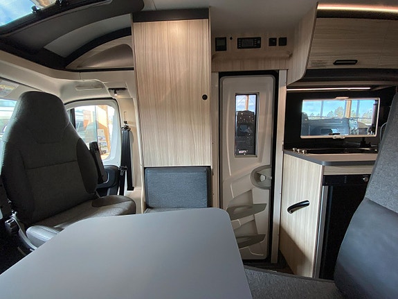 Sun Living C 65 SL /B-kort / Auto / Rese-Husbil / Stort garage 14 of 23