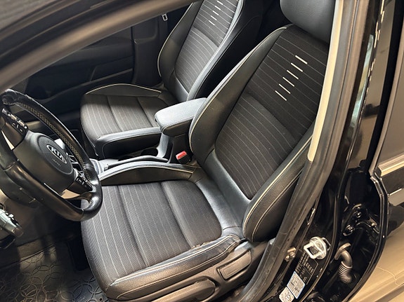 Kia Rio 4 of 5