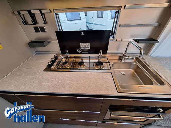 Adria Alpina 763 UK 23 of 27
