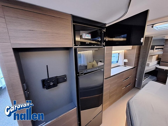 Adria Alpina 763 UK 25 of 27