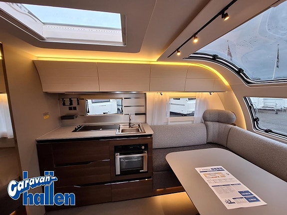 Adria Alpina 763 UK 20 of 27