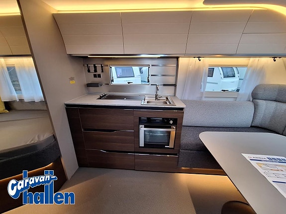Adria Alpina 763 UK 21 of 27