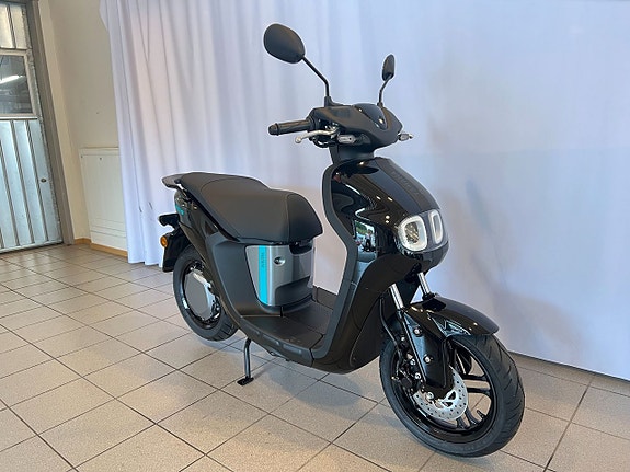 Yamaha NEO`S DUAL BATTERY MOPED "ELDRIVEN" 2 of 5