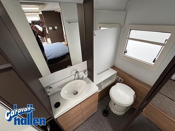 Adria ALPINA 903 HT 13 of 24