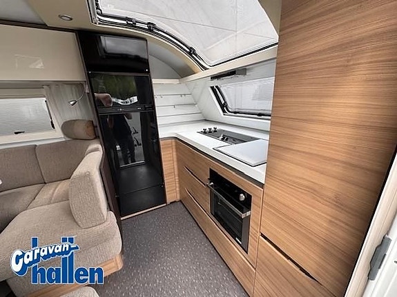 Adria ALPINA 903 HT 22 of 24