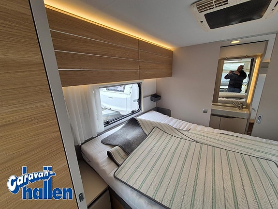 Adria Adora 613 UT 16 of 24