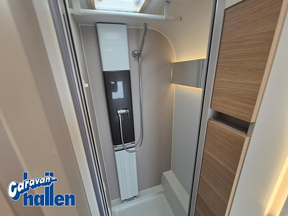 Adria Adora 613 UT 21 of 24