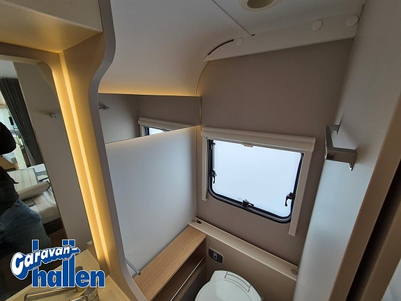 Adria Adora 613 UT 22 of 24