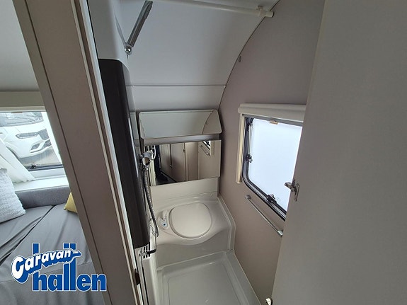 Adria Adora 613 PK 13 of 18