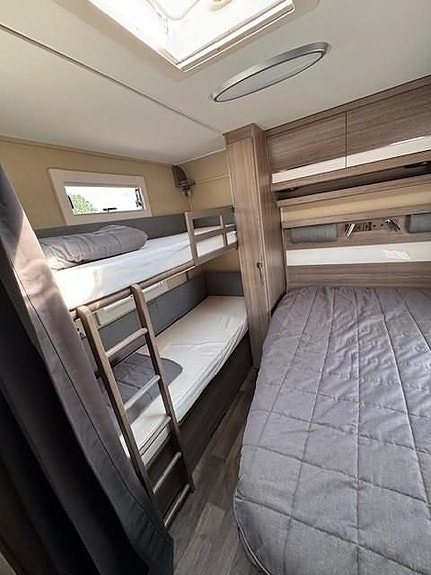 Kabe ROYAL 780 DGLE KS Barnkammare, AC, Mover, Takmonterad markis 6 of 10