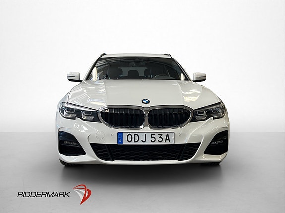 BMW 330e 3 of 5