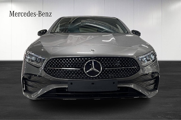 Mercedes-Benz A250 e 6 of 19