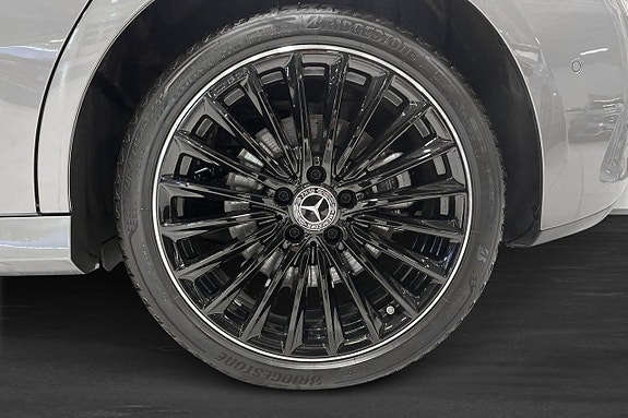 Mercedes-Benz A250 e 19 of 19
