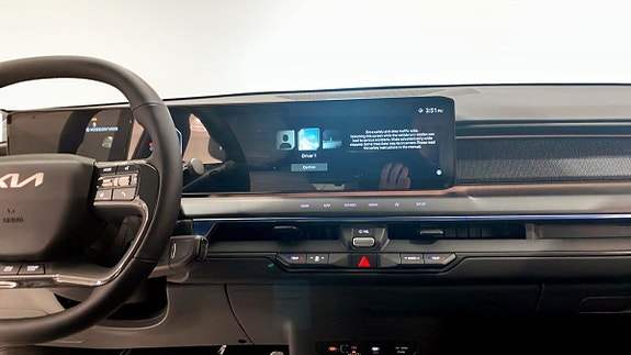 Kia EV9 11 of 15