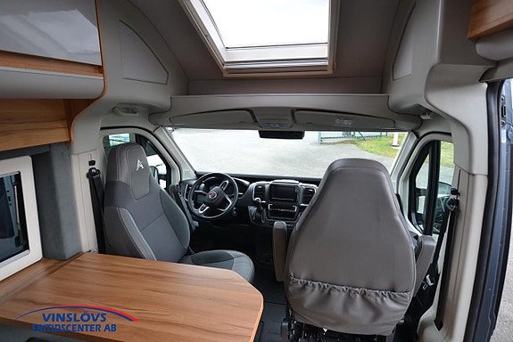 Kabe Affinity Camper Van 295 4 of 13