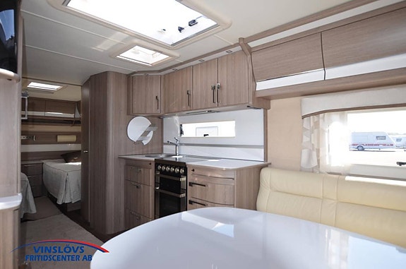 Kabe Royal 740 GLE B2 ks 9 of 13