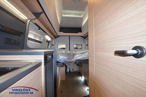Hobby Maxia Van 680 ET 9 of 13