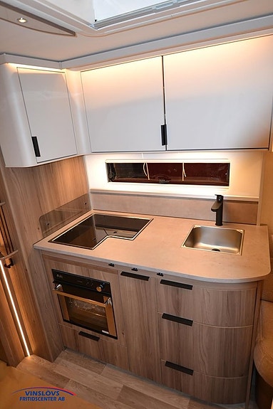 Kabe Royal 600 GLE B2 ks 3 of 7