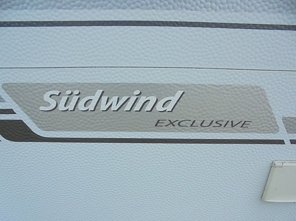Knaus Südwind Exclusive 560 (markis)(Förtält)(LAGERRENSNING) 4 of 10