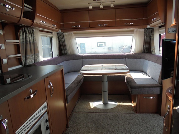 Knaus Südwind Exclusive 560 (markis)(Förtält)(LAGERRENSNING) 9 of 10