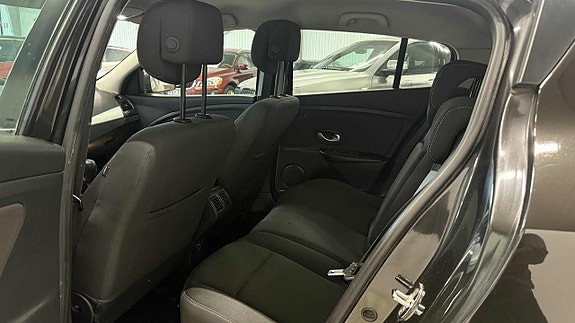 Renault Megane 10 of 17