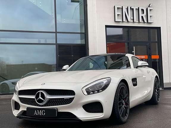 Mercedes-Benz AMG GT S 2 of 5