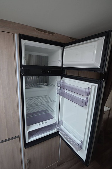 Kabe ROYAL 600 XL KS (förtält,solcell) 5 of 11