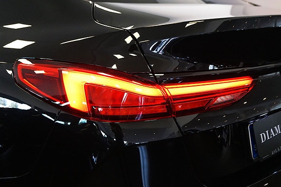 BMW 218 3 of 15