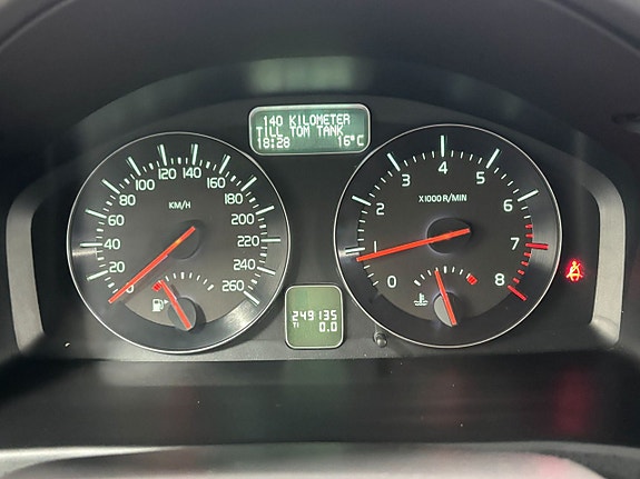 Volvo V50 18 of 25