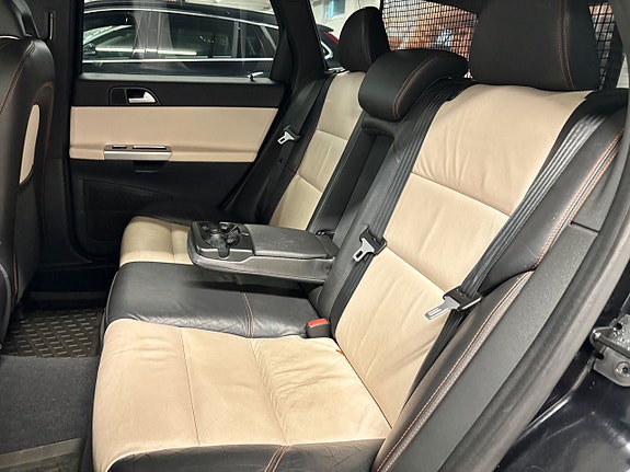 Volvo V50 16 of 25