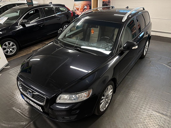 Volvo V50 5 of 5