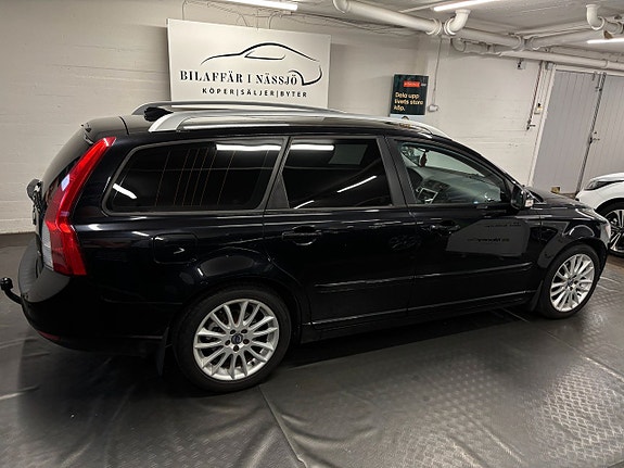 Volvo V50 10 of 25