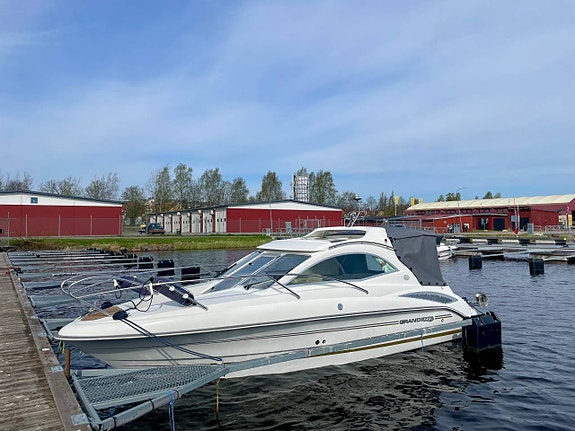 Grandezza 23 OC 190HK D3 - 2007