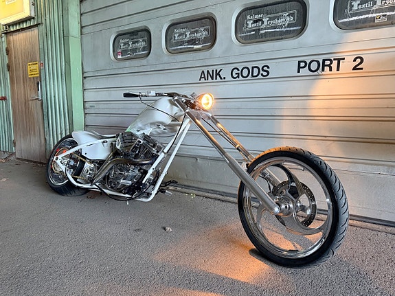 Harley-Davidson Chopper Ultima 127 2 of 7