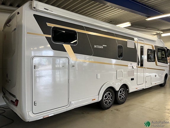 Eura Mobil Integra 890 EB/Alde/Automat/180hk/skinn/mm 2 of 14