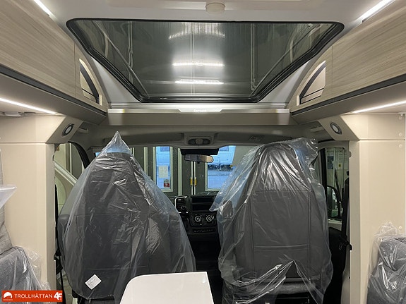 Adria COMPACT DL *FACE TO FACE* *3500kg/B-kort* 8 of 20