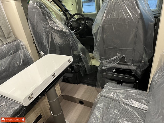 Adria COMPACT DL *FACE TO FACE* *3500kg/B-kort* 5 of 20