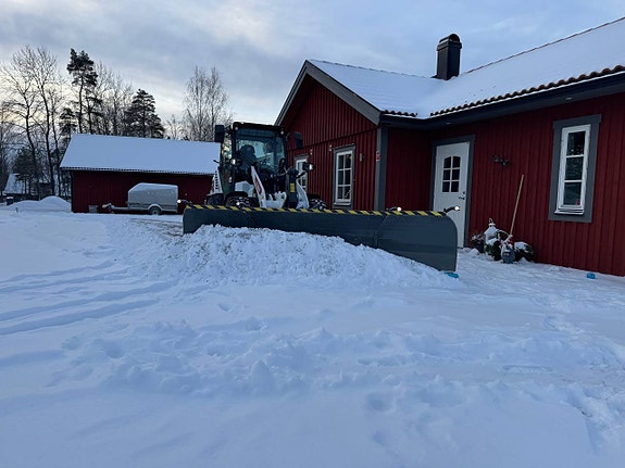 Snowek u-plog  extra pris "försäsong kampanj till 1/10" 5 of 8