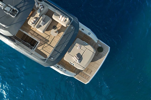 PRESTIGE F-Line 2 of 5