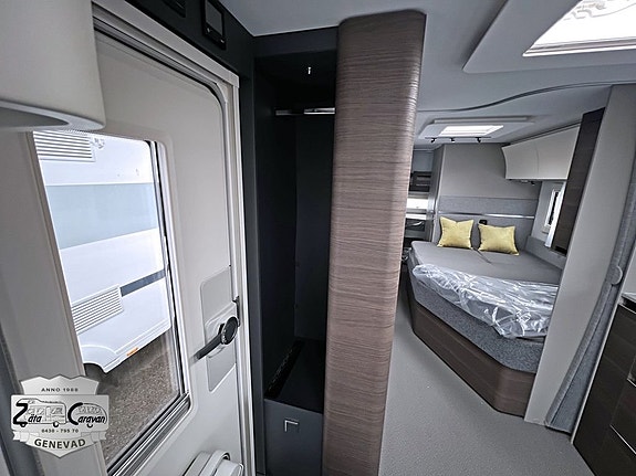 Adria Alpina 663 UK (ny) 10 of 19
