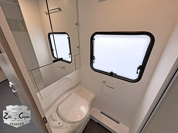 Adria Altea 552 PK 18 of 21