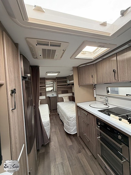 Kabe Imperial 740 TDL KS 8 of 20