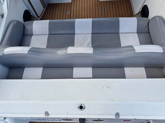 Marex 7100 Sport Cruiser 5 of 5