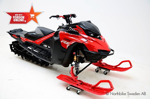 Lynx Shredder RE 3700 Turbo R 850 E-TEC 2 of 11