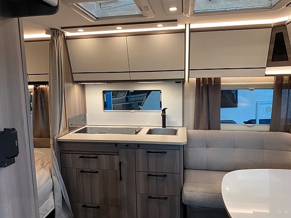 Kabe Estate 470 KS XL 10 of 28