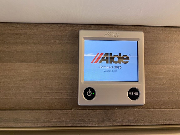 Kabe Estate 470 KS XL 19 of 28