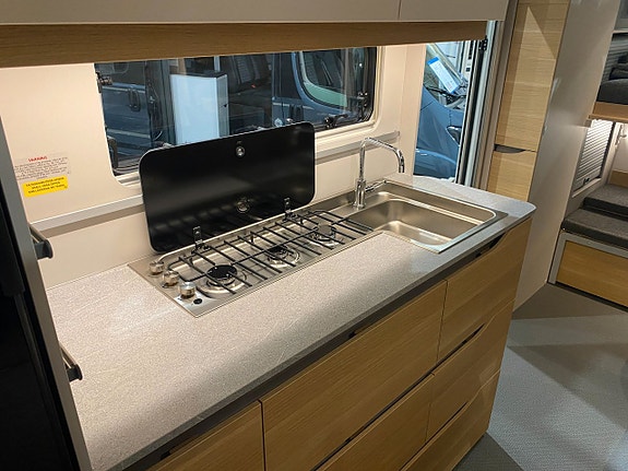 Adria Adora 613 PK / Barnkammar / Pluspaket / 2995kr / mån 9 of 18