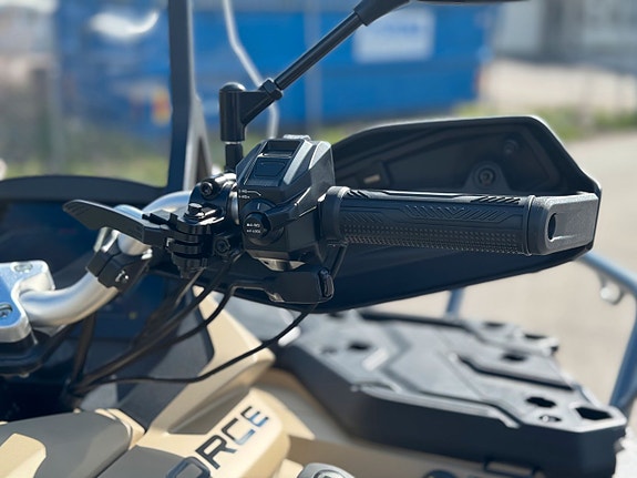 CFMOTO CFORCE 1000 OVERLAND Nu hemma i butik 15 of 16